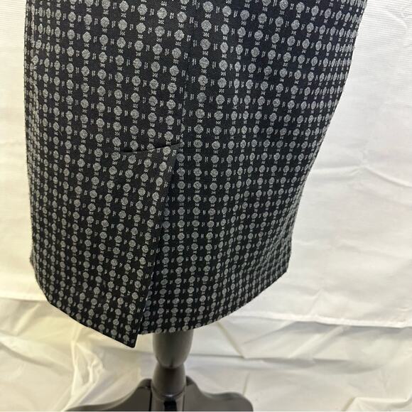 Banana Republic Black and Gray Patterned Sheath Dress - Size 0 - Picture 9 of 13